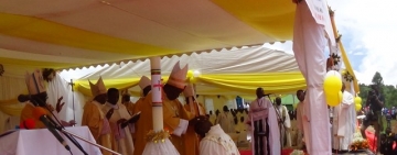 DIOCESE DE BURURI : ORDINATION EPISCOPALE DE SON EXCELLENCE MONSEIGNEUR SALVATOR NICITERETSE