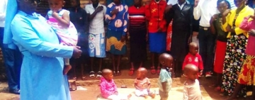 LE GROUPE «WIGORE» DE LA PAROISSE KIVOGA A FETE PAQUES EN RENDANT VISITE AUX PLUS DEMUNIS