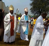 NYENICUBAHIRO MUSENYERI JORIJI BIZIMANA YARAYE ASHIKIRIYE INTEBE Y’UBWUNGERE BWA DIYOSEZE NGOZI