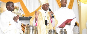 MESSE CHRISMALE  A  LA  CATHEDRALE  REGINA  MUNDI  DE  BUJUMBURA