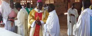 IYUGURURWA RYA PARUWASE NSHASHA YA MUKOBE