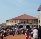 Diyoseze ya Ngozi yaragabanye iparuwase nshasha mu gihe yariko yakira Umwaka mushasha w’ubutumwa