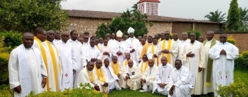 A NOUS REVOIR, MONSEIGNEUR EVEQUE COADJUTEUR