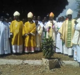 UKO YUBILE Y'IMYAKA 50 YAHIMBAJWE MU MURYANGO W'ABAFURERE BENE PAULO MURI PARUWASE «MIKAHELI MWERANDA»