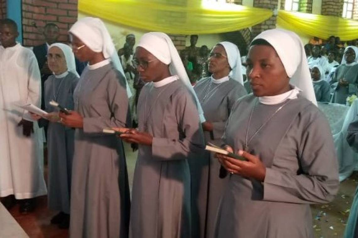 PROFESSION DES SŒURS BENEDICTINES DE LA PROVIDENCE