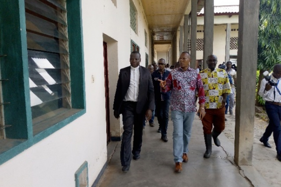 LE MAIRE DE LA VILLE DE BUJUMBURA  EN VISITE AU GRAND SEMINAIRE SAINT CURE D’ARS