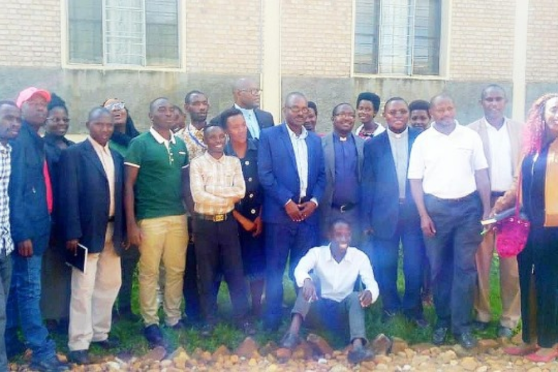 DES PROFESSIONNELS DES MEDIAS ET DE LA COMMUNICATION CELEBRENT LA JOURNEE MONDIALE DES MOYENS DE COMMUNICATION SOCIALE DANS LE DIOCESE DE NGOZI