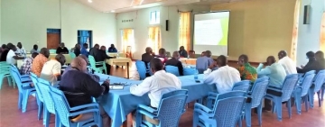UNE SESSION DE FORMATION POUR LES PRETRES DE MUYINGA