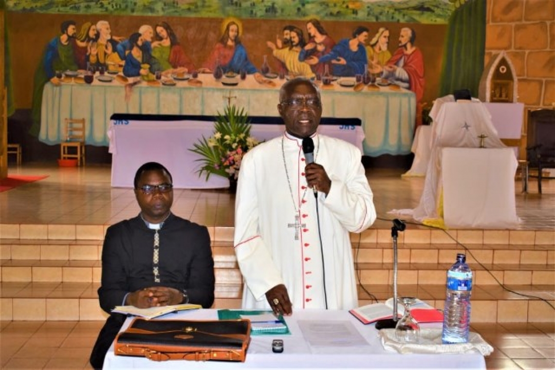 ABIGISHA-BAREZI B’ABAKATOLIKA BO MU NTARA Y’UBUTUMWA YA MUYINGA MU NYIGISHO Y’UMWEPISKOPI