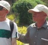 ALBINOS, CES PERSONNES QUE NOUS REGARDONS DANS LE COIN DE L'OEIL