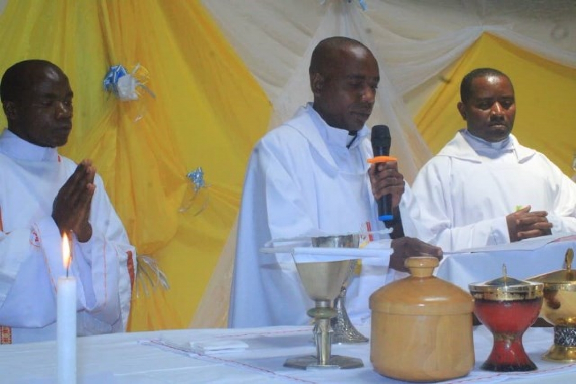 MESSE D’ACTION DE GRACE POUR LE DON DU SACERDOCE MINISTERIEL A MASANGO, SUCCURSALE KIRUHURA