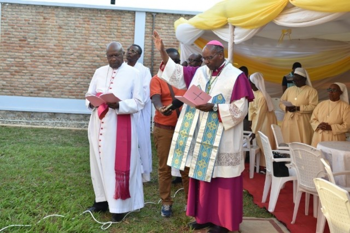 INAUGURATION DE LA MAISON DIOCESAINE DE RETRAITE DES ÉVEQUES DE BUJUMBURA 
