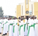 PROFESSION DES VOEUX CHEZ LES FRERES BENE-PAULO, UNE OCCASION DE CELEBRER L'ORDINATION SACERDOTALE