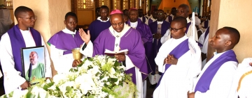 LA MESSE DE REQUIEM ET LES CEREMONIES DES OBSEQUES DE FEU ABBE ATHANASE NSABIMANA