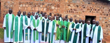 UKWUGURURA UMWAKA W’UBUTUMWA MU GISATA C’ABALAYIKE