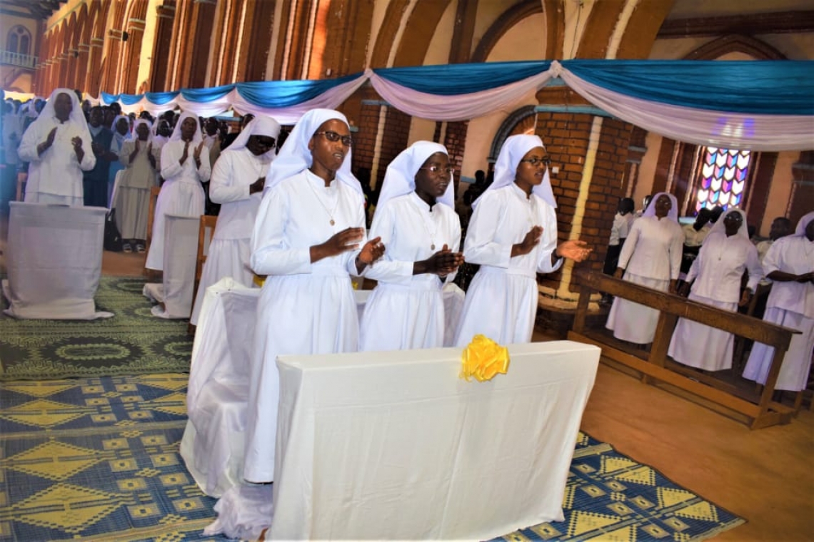 UMURYANGO WA BENE-BIKIRA WARAYE UGABANYE ABABIKIRA BASHASHA