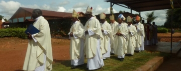 CLOTURE DU JUBILE DE 25 ANS DU GRAND SEMINAIRE INTERDIOCESAIN SAINT JEAN PAUL II DE GITEGA