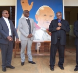 DEUX EVEQUES TANZANIENS EN VISITE AU GRAND SEMINAIRE INTERDIOCESAIN SAINT JEAN PAUL II !