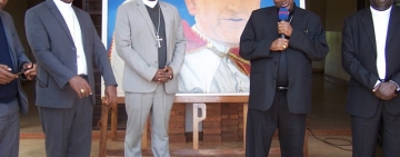 DEUX EVEQUES TANZANIENS EN VISITE AU GRAND SEMINAIRE INTERDIOCESAIN SAINT JEAN PAUL II !