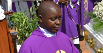 HOMMAGE MEMORIEL A FEU MONSEIGNEUR JEAN LOUIS NAHIMANA