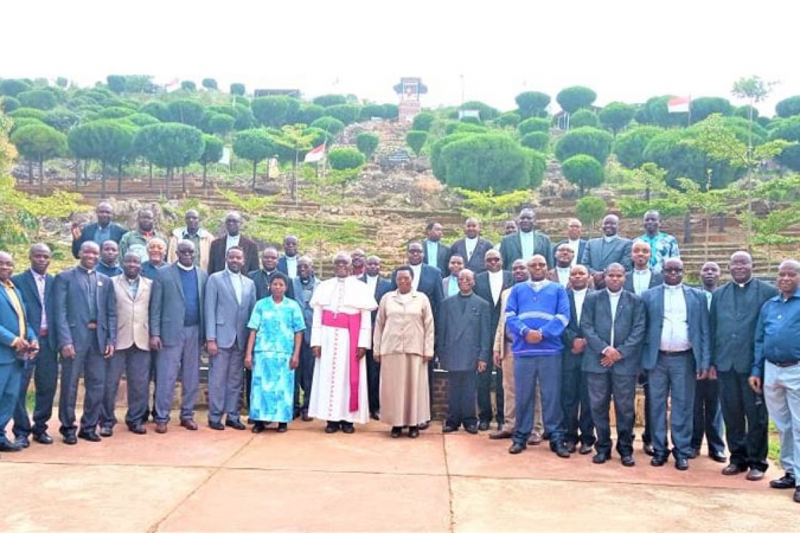 Du 01 au 05/02/2021: RENCONTRE DES DIRECTEURS DIOCESAINS ET DES ANIMATEURS DES OPM A MUYAGA