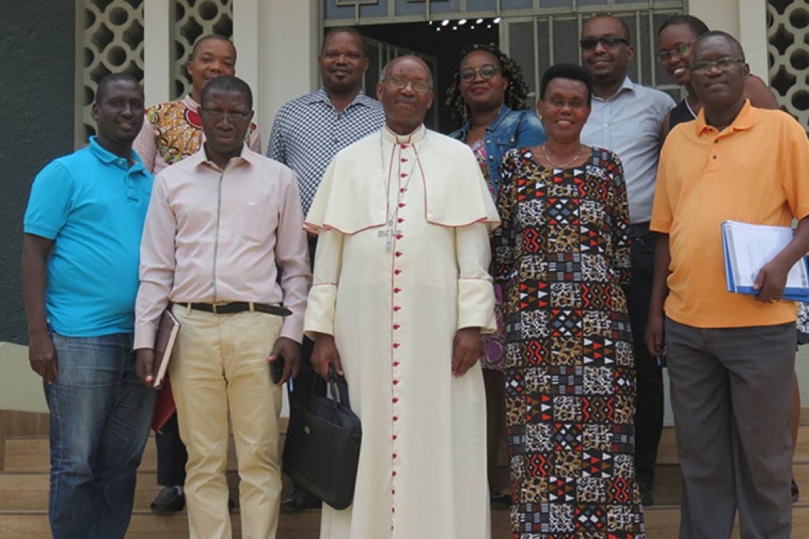 L'ACCUEIL DU NOUVEAU SECRETAIRE EXECUTIF, MONSIEUR L'ABBE ANICET SHUMBUSHO, PAR LE STAFF DE LA CDJP-BUJUMBURA