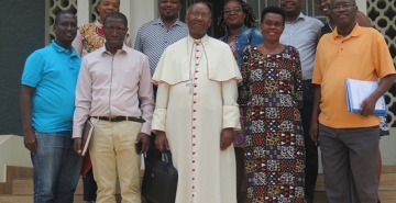 L'ACCUEIL DU NOUVEAU SECRETAIRE EXECUTIF, MONSIEUR L'ABBE ANICET SHUMBUSHO, PAR LE STAFF DE LA CDJP-BUJUMBURA