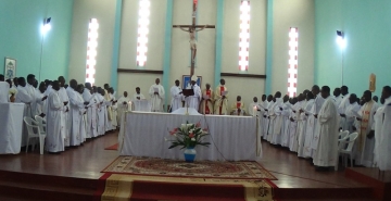 BENEDICTION DES HUILES ET RENOVATION DES PROMESSES SACERDOTALES