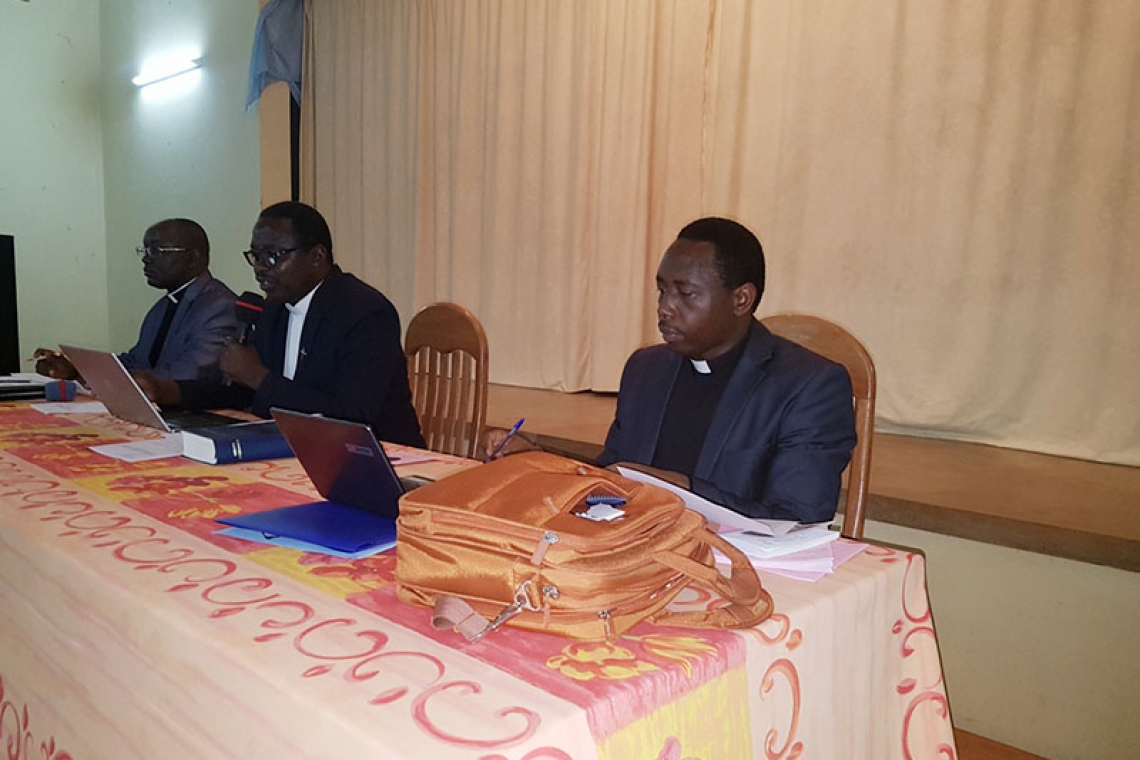 CONFERENCE SUR LES ŒUVRES PONTIFICALES MISSIONNAIRES : CREATION D’UN CERCLE MISSIONNAIRE AU GRAND SEMINAIRE INTERDIOCESAIN SAINT JEAN PAUL II DE GITEGA