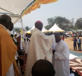 CEREMONIES D’ORDINATION ET COLLATION DES MINISTERES A CIBITOKE ET CELEBRATION DU JUBILE D’ARGENT DE VIE SACERDOTALE