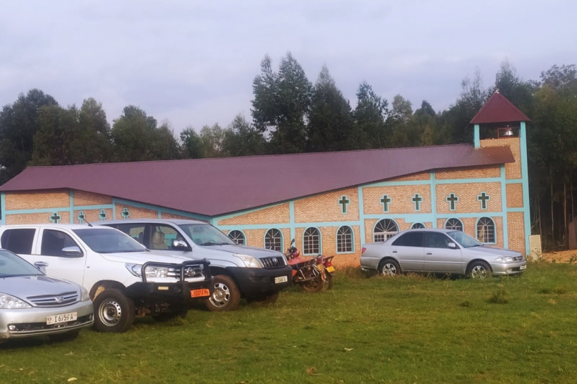 ISENGERO NA ALTARI YAYO VYARAHEZAGIWE, VYEGURIRWA IMANA, MU KIGO MPUZANTARA C’IGIPOLISI C’I NGOZI