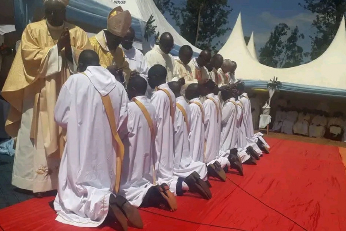 ORDINATION SACERDOTALE DANS L’ARCHIDIOCESE DE GITEGA, EXERCICE 2022