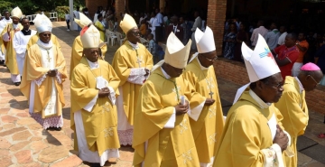 CLOTURE DES JUBILES DES OPM ET OUVERTURE DU JUBILE DE 125 ANS D’EVANGELISATION AU BURUNDI 