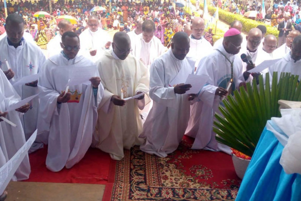 CELEBRATION DU JUBILE D’OR MOUVEMENT SACERDOTAL MARIAL