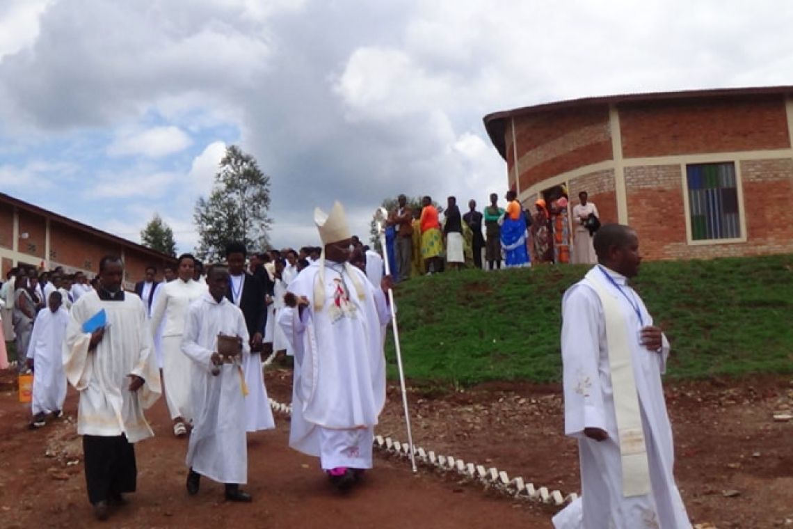 LA FAMILLE DES DISCIPLES DE JESUS-CHRIST INAUGURE DE NOUVEAUX BATIMENTS DU NOVICIAT