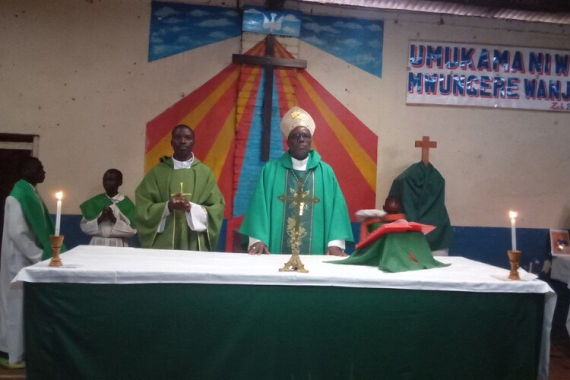 L’ARCHEVEQUE DE GITEGA A EFFECTUE UNE VISITE PASTORALE EN PAROISSE DE GATONDE