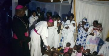 VISITE DU NONCE APOSTOLIQUE AU BURUNDI A L'ORPHELINAT « UWIMANA » DE MAKAMBA