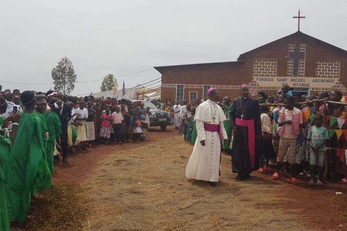 LE NONCE APOSTOLIQUE AU BURUNDI A VISITE LA PAROISSE DE NYANGE DU DIOCESE DE BURURI