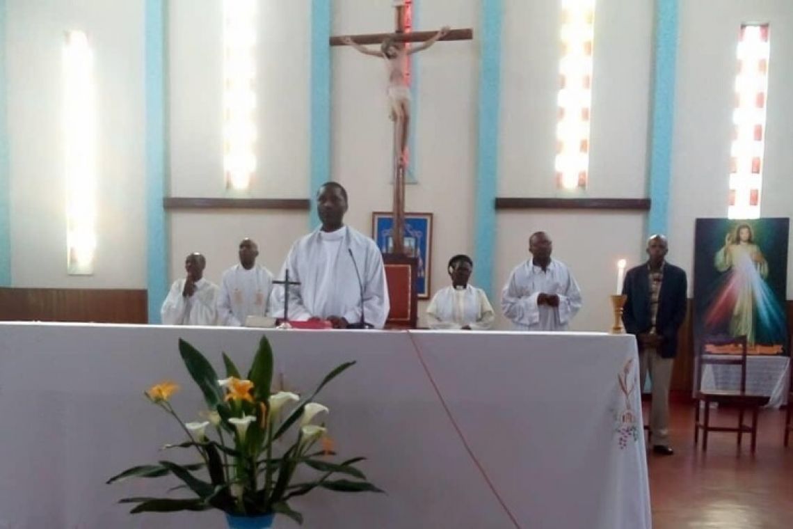 PRIERE OECUMENIQUE A LA CATHEDRALE MARIE REINE DE BURURI