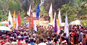 LA CROIX DES JEUNES EN PAROISSE GISURU DU DIOCESE DE RUYIGI