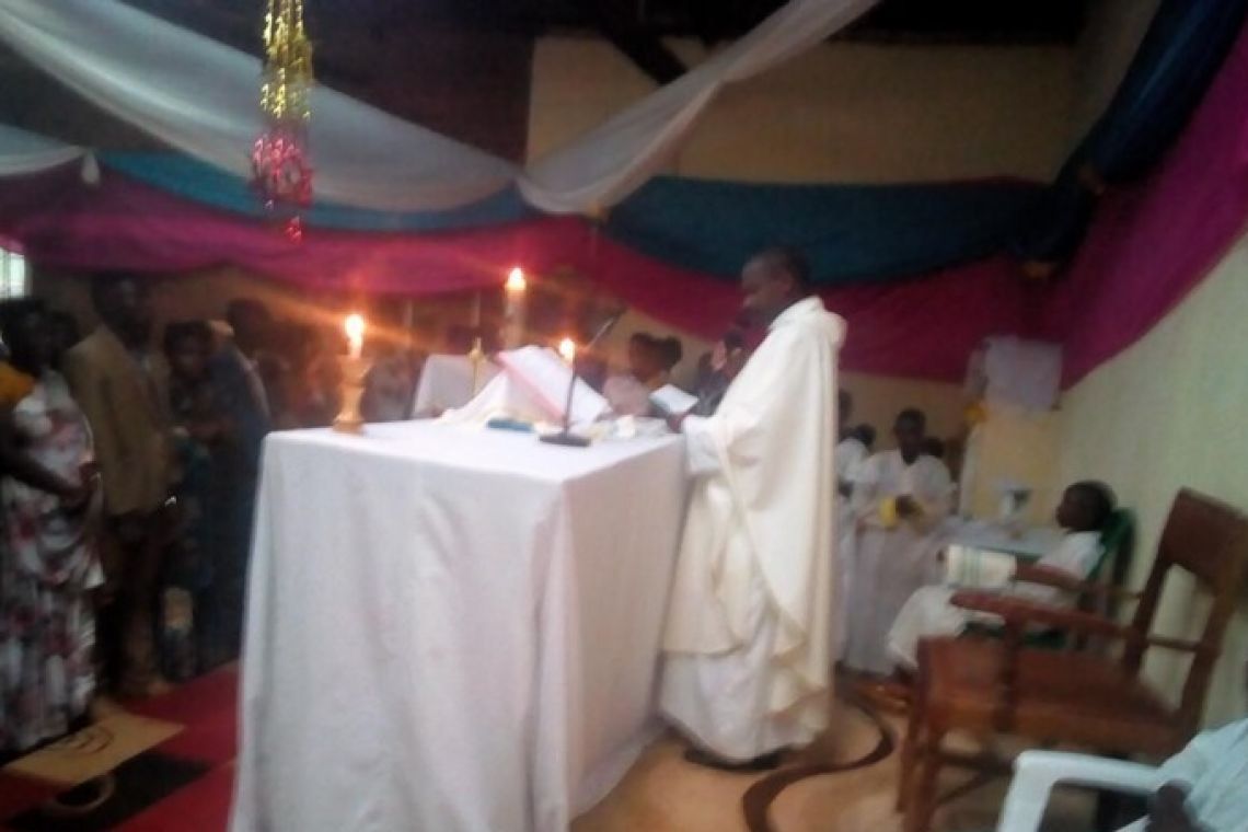 CELEBRATION DU DIMANCHE DE LA DIVINE MISERICORDE DANS LA PAROISSE CANGWE