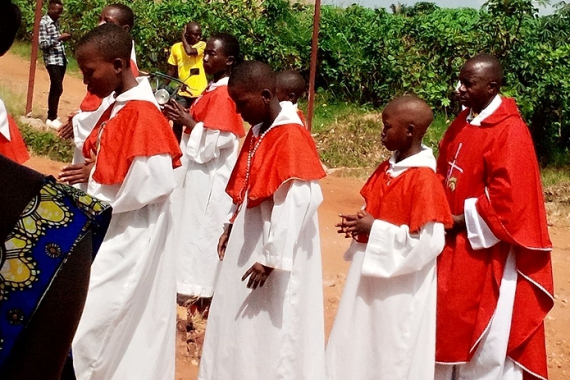 CELEBRATION DE LA FETE DE PENTECOTE A MUZINDA