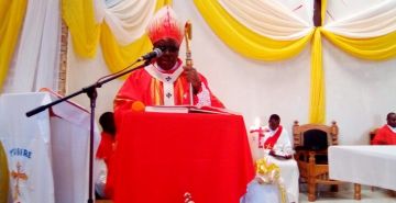 ADMINISTRATION DU SACREMENT DE CONFIRMATION A LA PAROISSE SAINT REDEMPTEUR