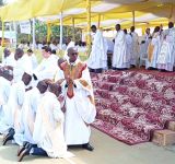 IMPUNDU YA YUBILE Y’IMYAKA IJANA N’IYATIRWA RY’ABASASERDOTI MURI PARUWASE BUSIGA