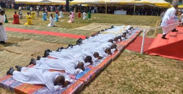 ORDINATION SACERDOTALE ET DIACONALE DANS LA PAROISSE SAINTE MARIE MEDIATRICE DE TOUTES GRÂCES DE MABAYI