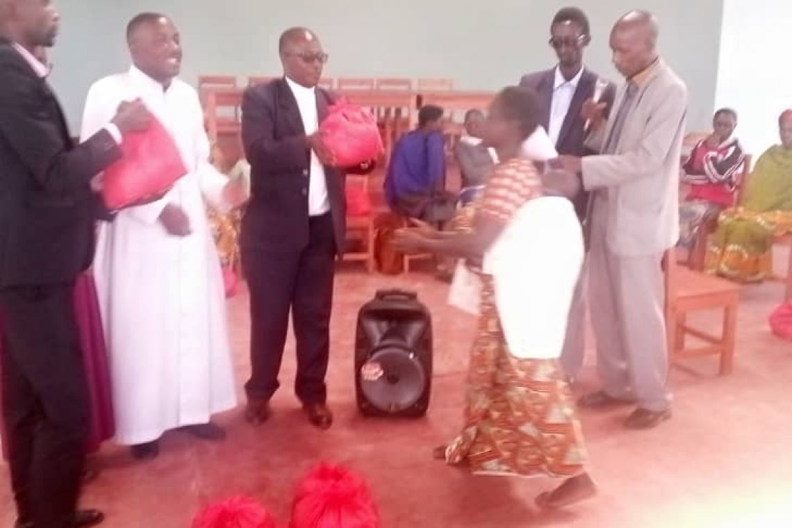 MUHWEZA ET GAKOME : SOLIDARITE ACTIVE AVEC LES PAUVRES