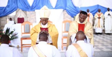 ORDINATION SACERDOTALE DANS LA PAROISSE MUSONGATI DU DIOCESE DE RUTANA