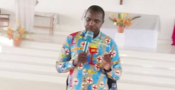 LES MEMBRES DU MOUVEMENT EUCHARISTIQUE DU VICARIAT DE GIHANGA A LA SOURCE !