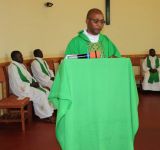 RECOLLECTION : LES YEUX FIXES SUR JESUS -CHRIST, PRETRE
