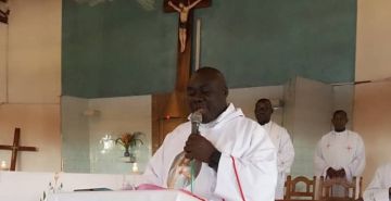 LA PAROISSE DE RUGENDO ET LA COMMUNAUTE DES SŒURS DE SAINT VINCENT DE PAUL DANS LA JOIE D'ACTION DE GRACE